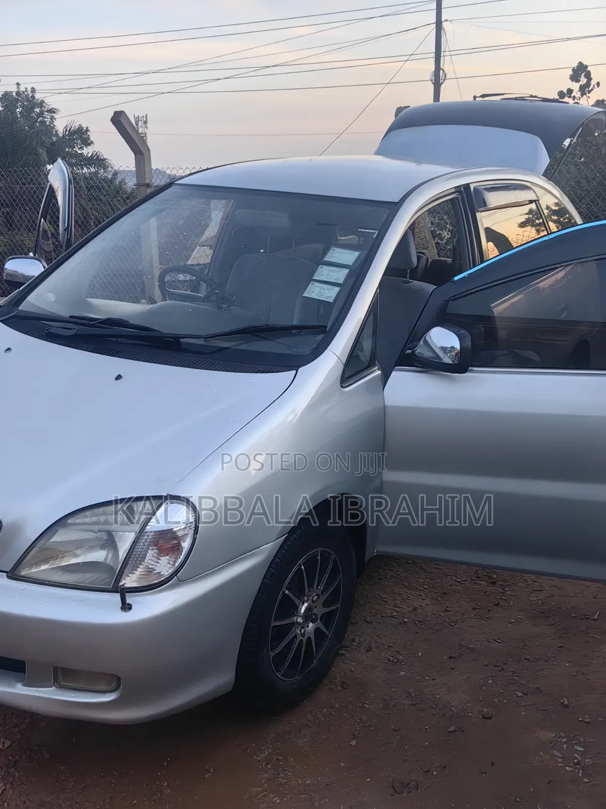 Toyota Nadia 1999 Silver