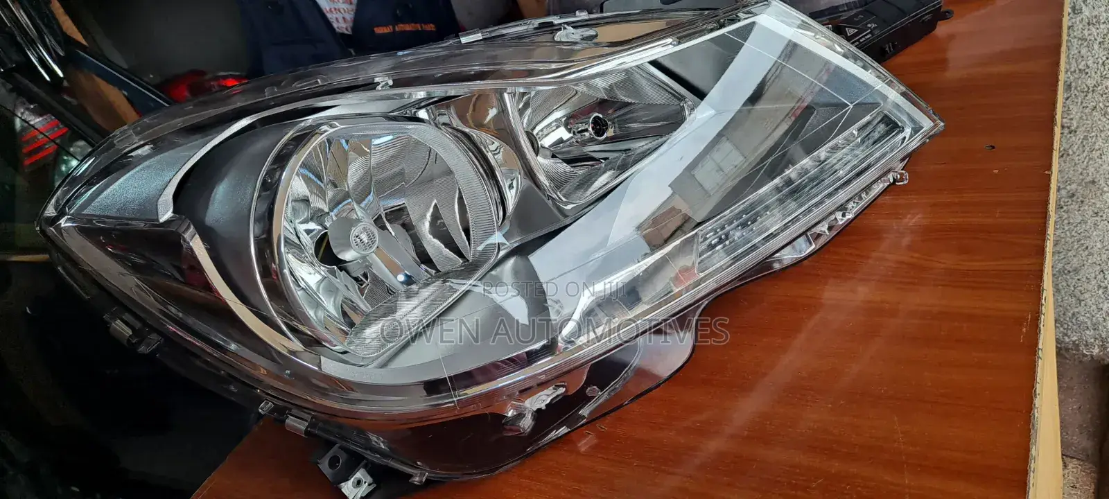 Headlamps for C200 W204