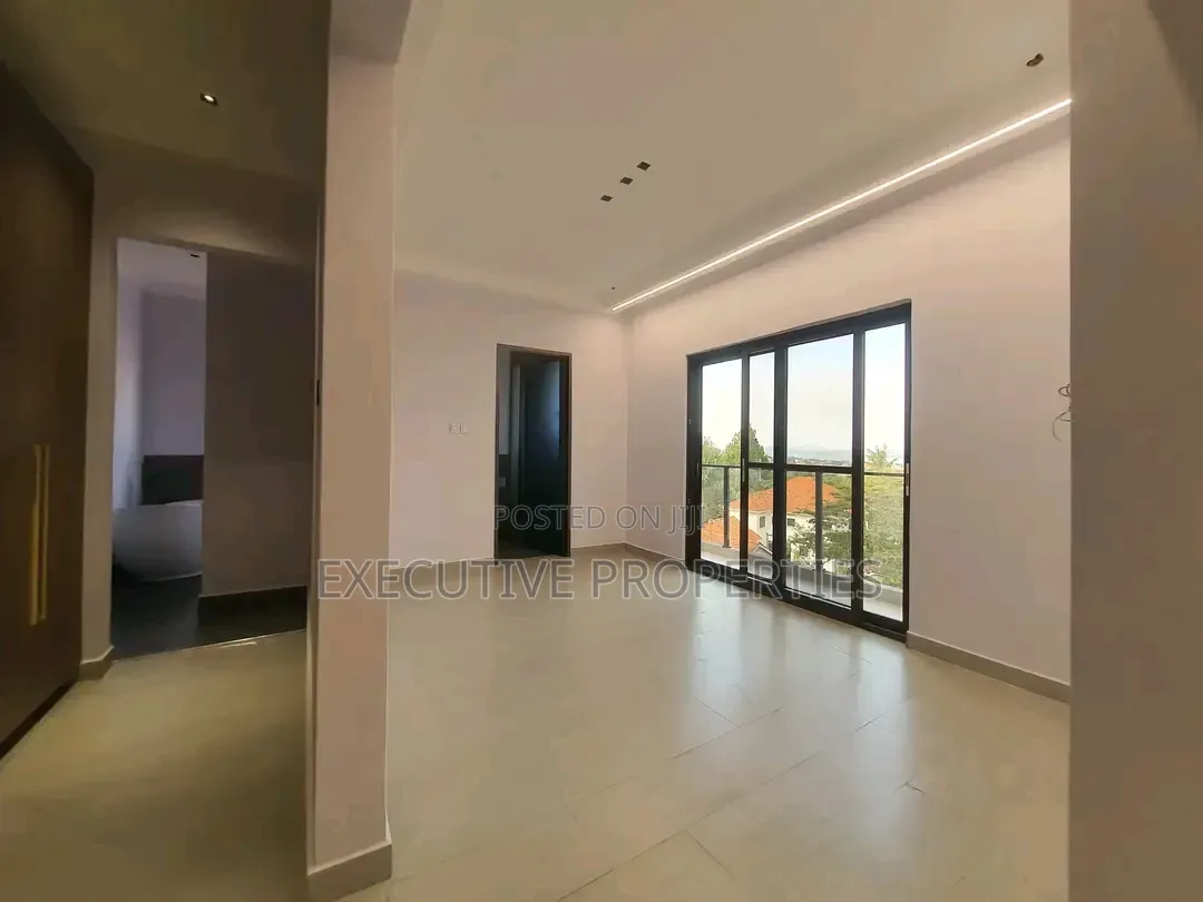 2bdrm Apartment in Kololo, Central Division for rent