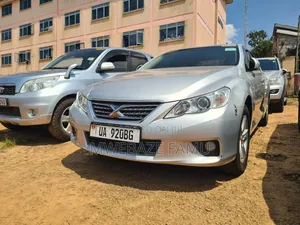 Toyota Mark X 2010