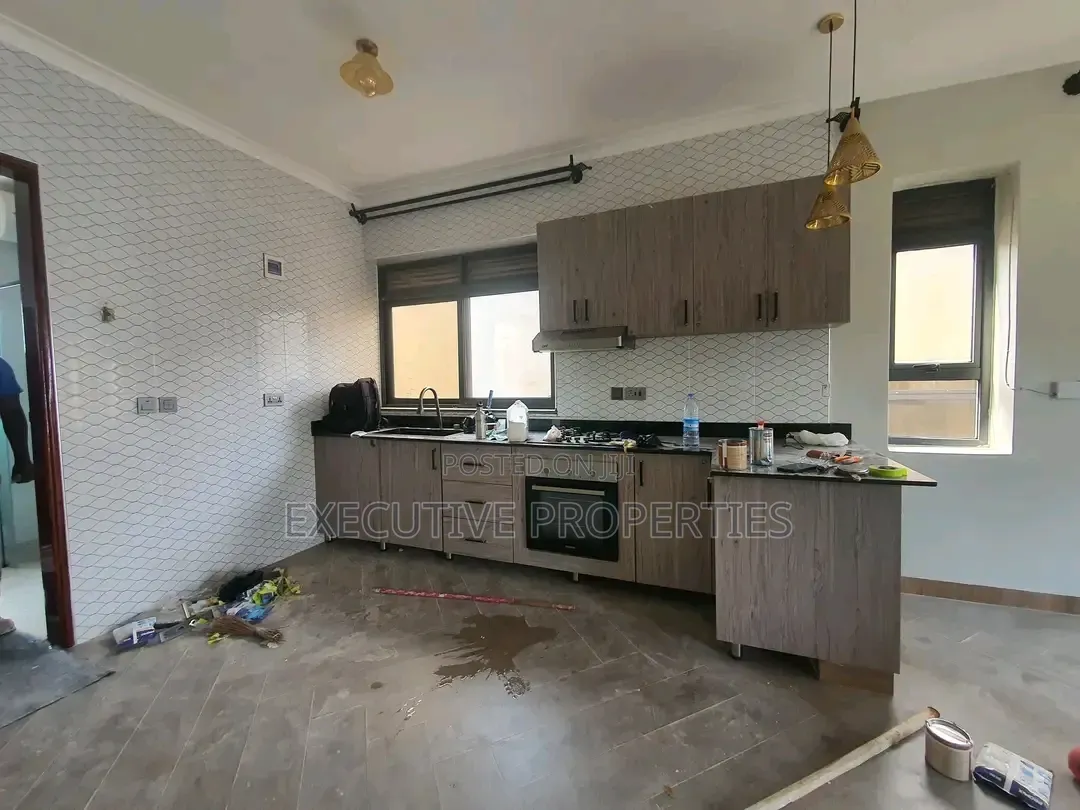 2bdrm Apartment in Kololo, Central Division for rent