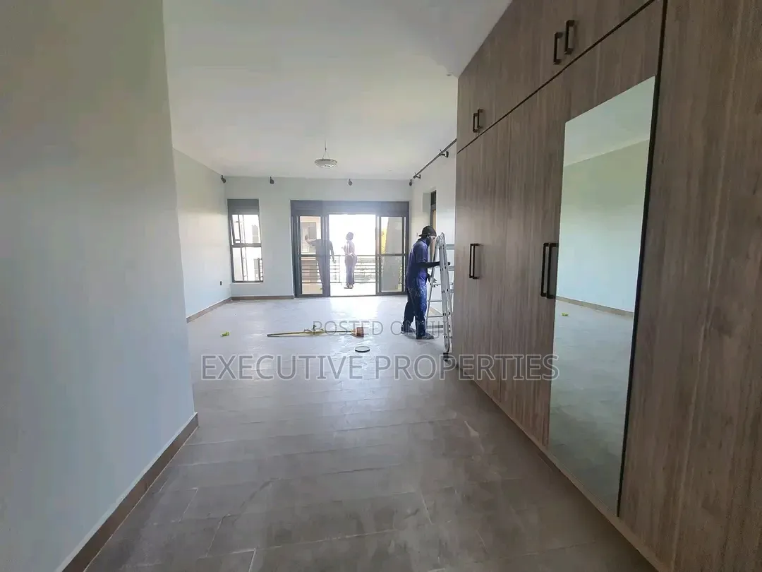 2bdrm Apartment in Kololo, Central Division for rent
