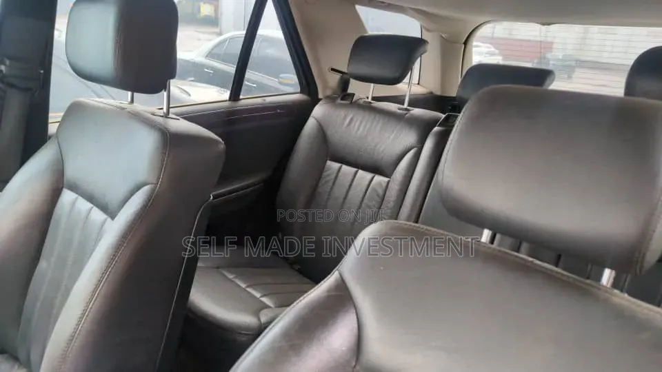 Toyota Land Cruiser Prado 2019 White
