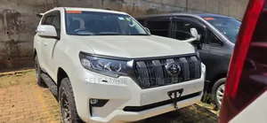 Toyota Land Cruiser Prado 2019 White