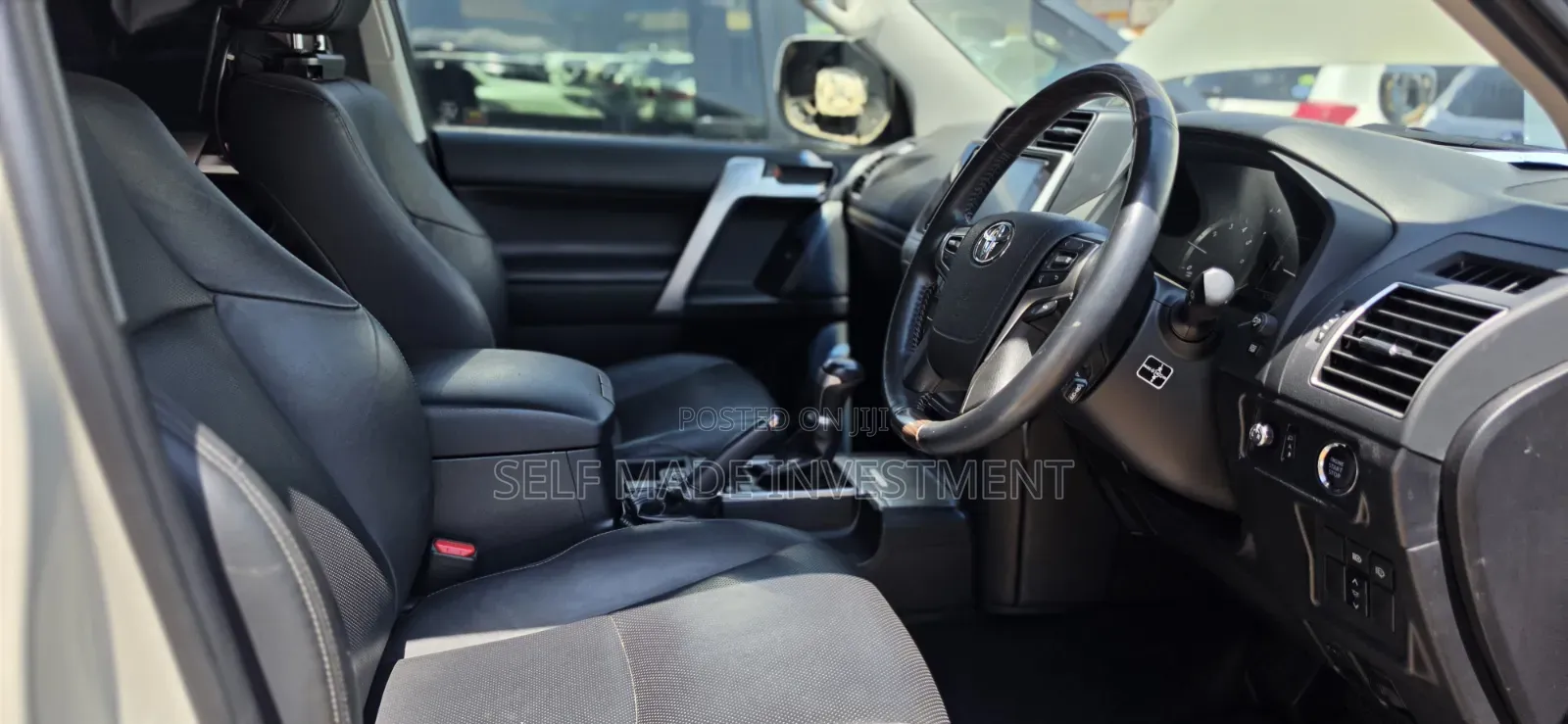 Toyota Land Cruiser Prado 2019 White