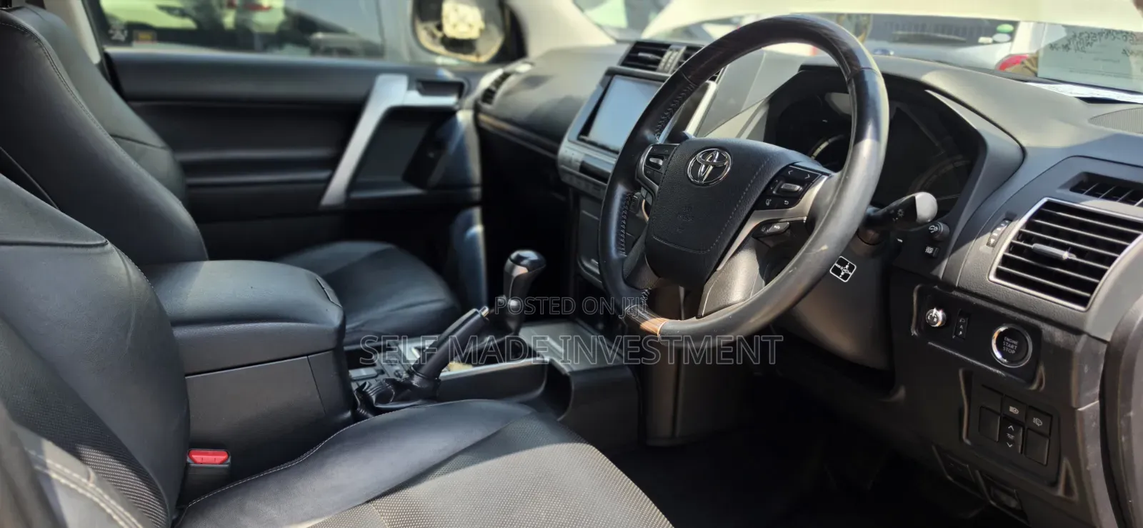 Toyota Land Cruiser Prado 2019 White