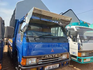 Canter Long Truck