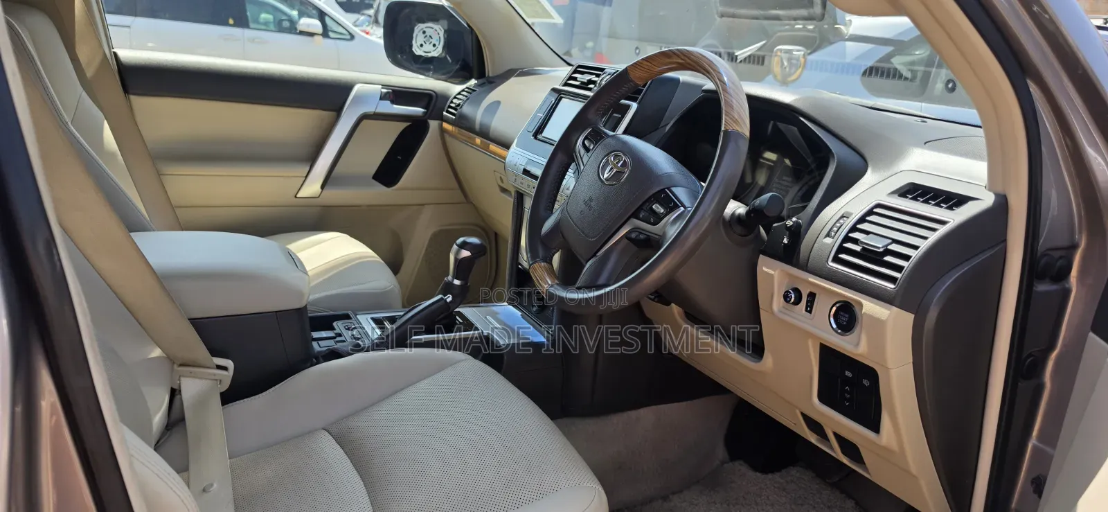 Toyota Land Cruiser Prado 2023 Ivory