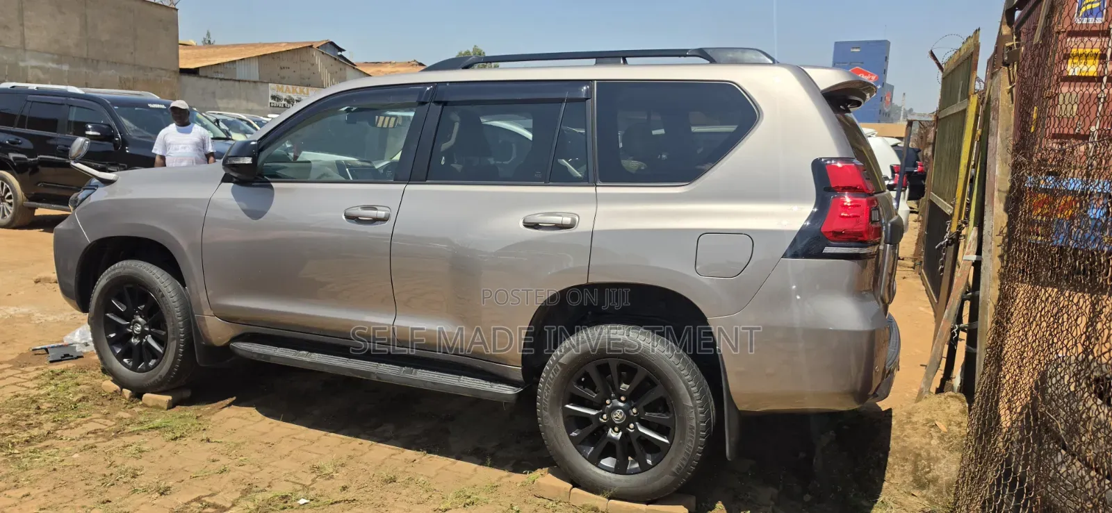 Toyota Land Cruiser Prado 2023 Ivory