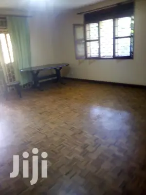5 Bedroom House In Kololo For Rent