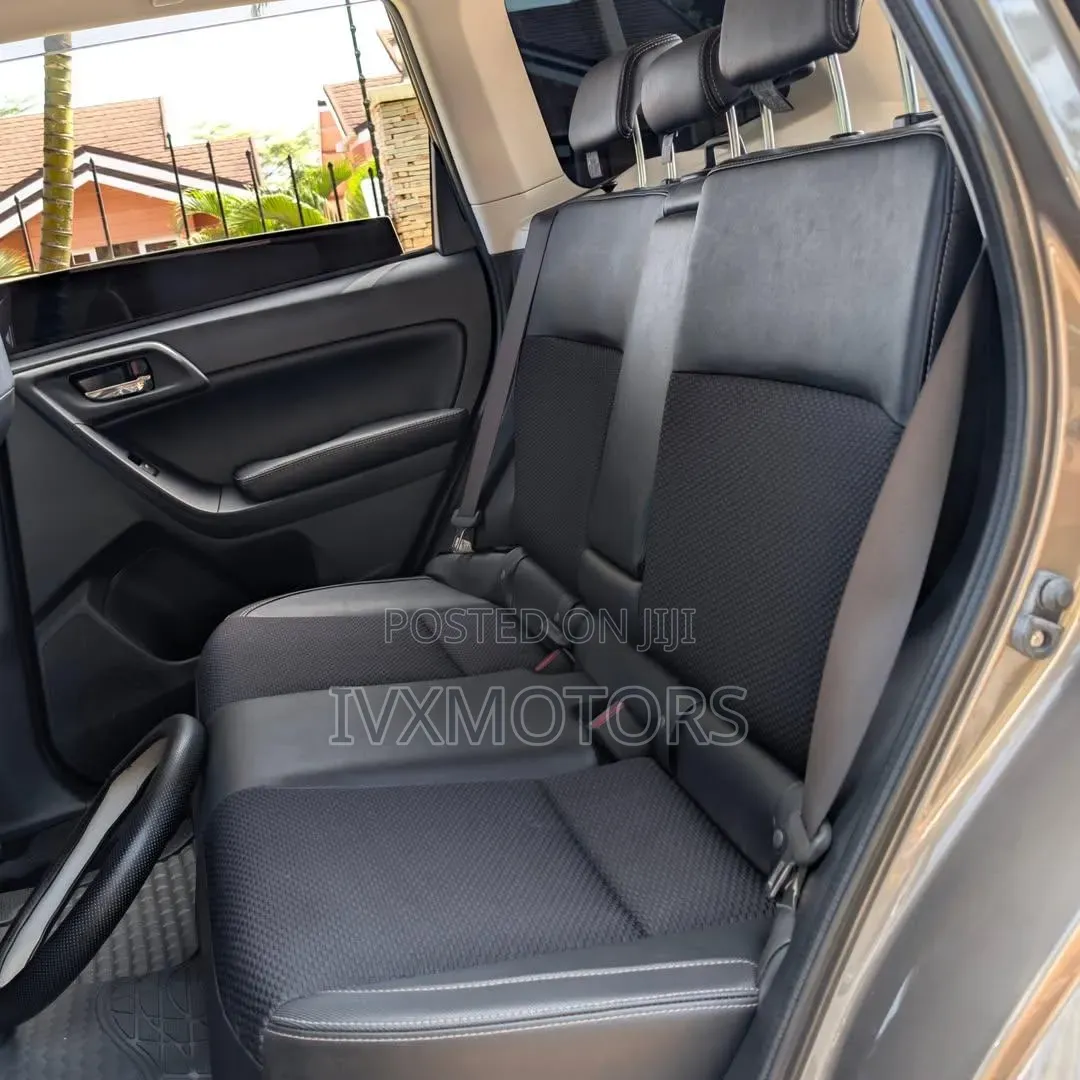 Subaru Forester 2016 Gold