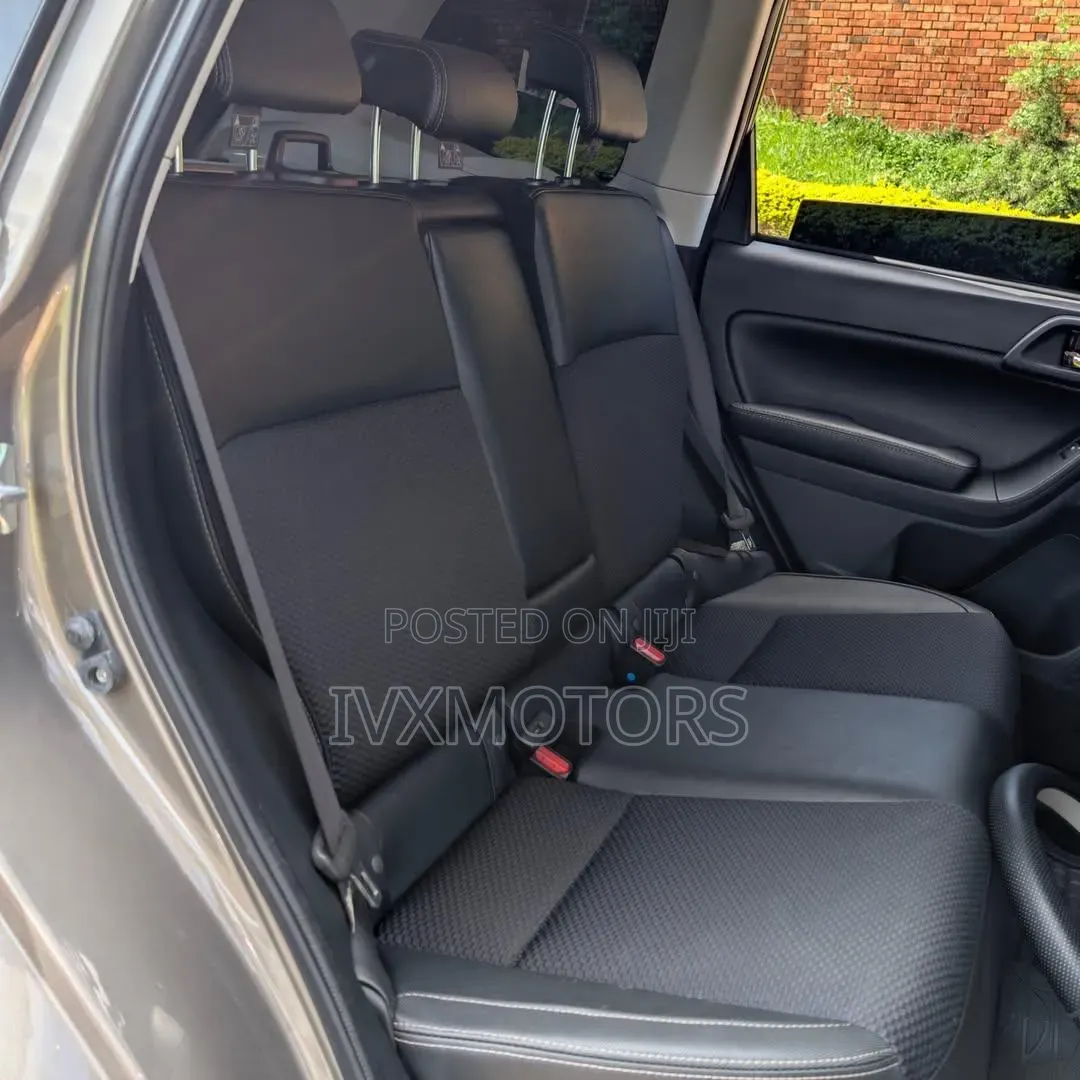 Subaru Forester 2016 Gold
