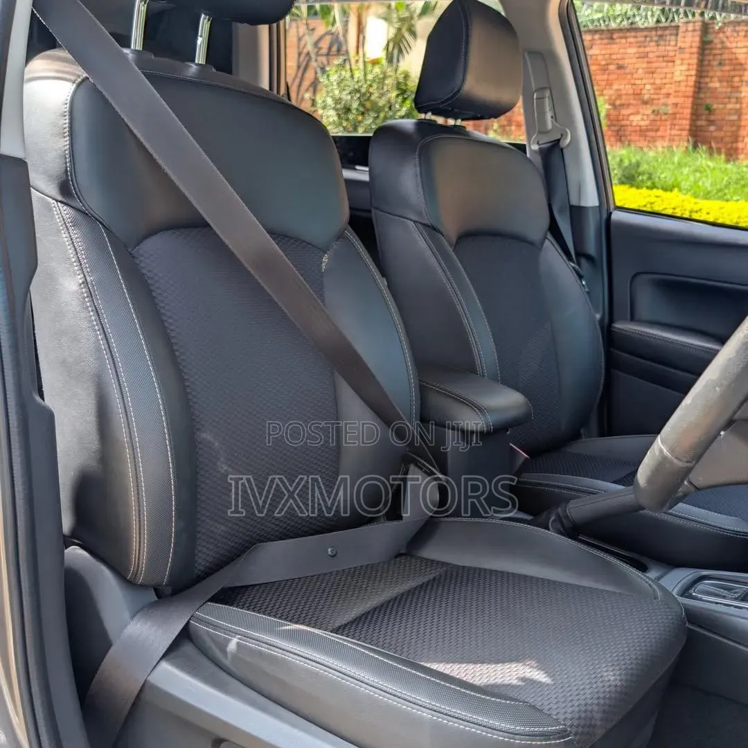 Subaru Forester 2016 Gold