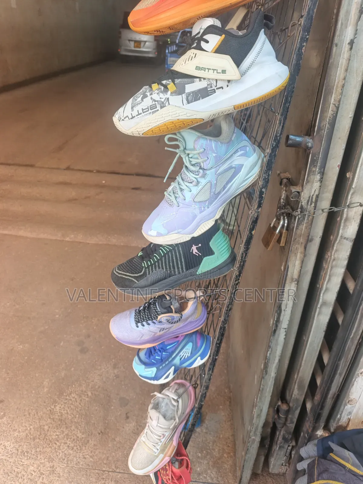 Battle Basketball Shoes Original Material