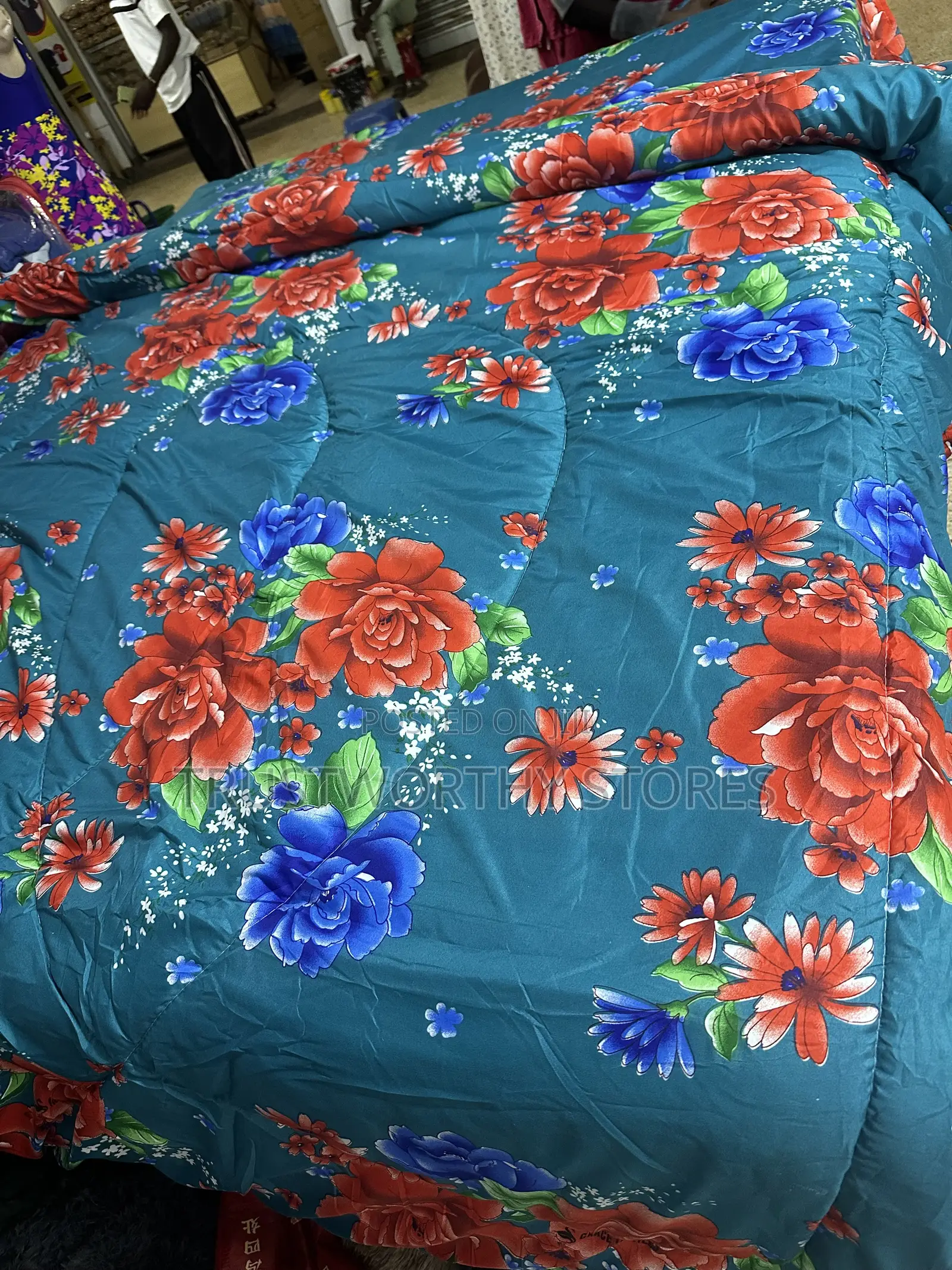 Floral Duvet 4piece Packed With 2 Pillowcases and 1 Bedsheet