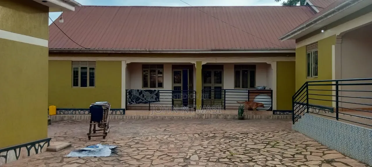 14bdrm Bungalow in Rubaga for sale