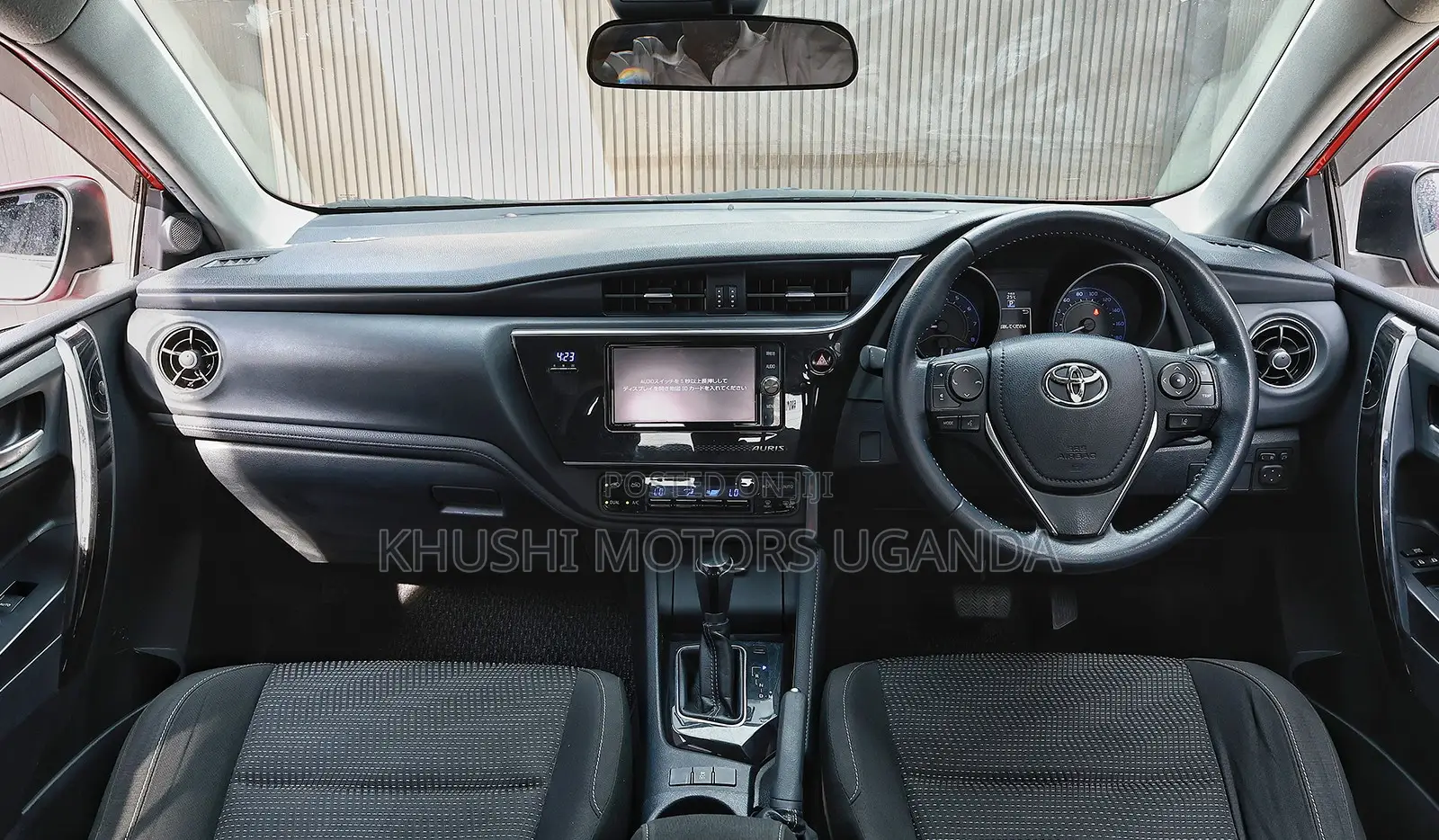 Toyota Auris 2017 Red