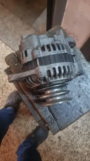 Alternator 4m40