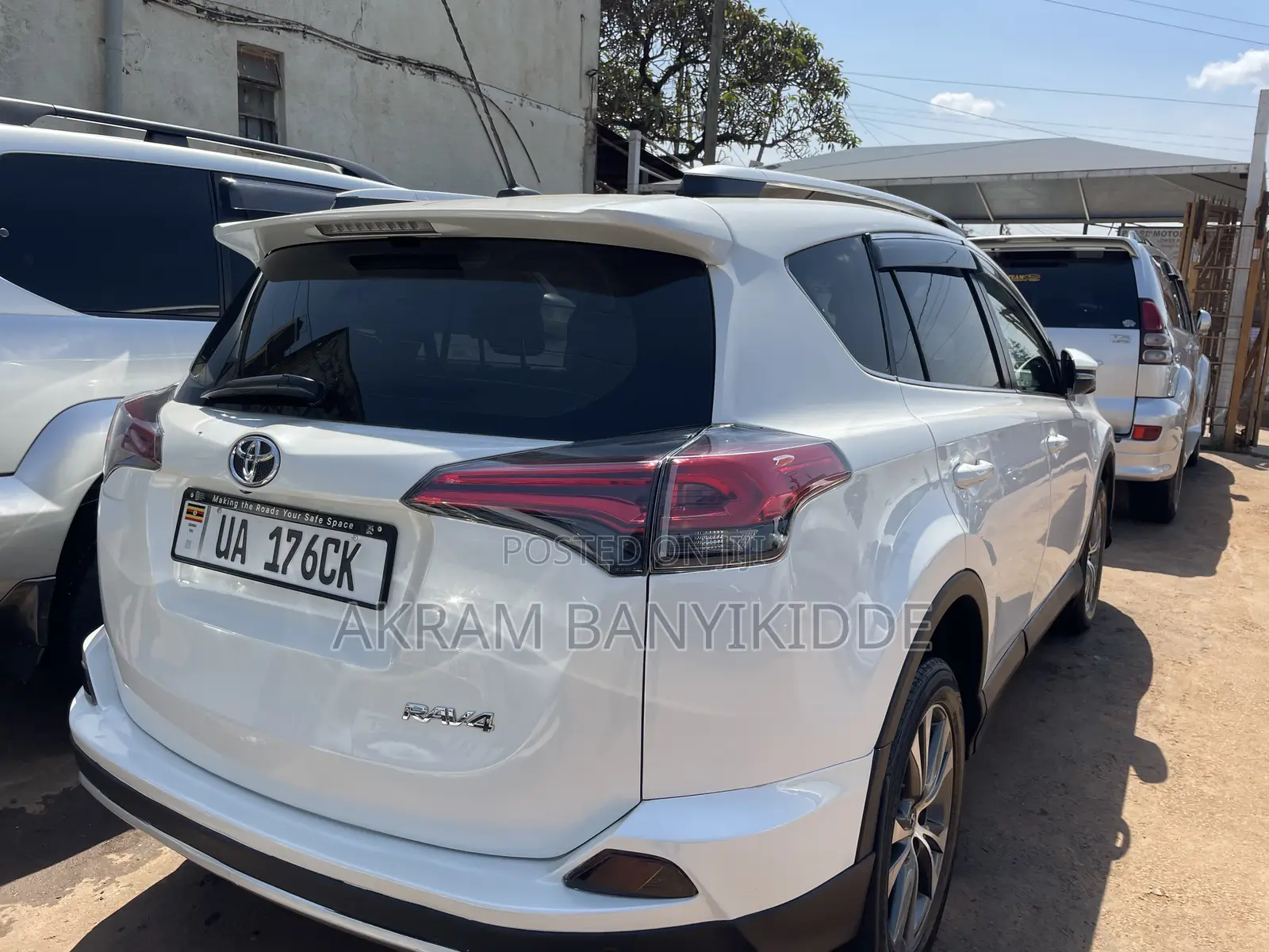 Toyota RAV4 2018 White