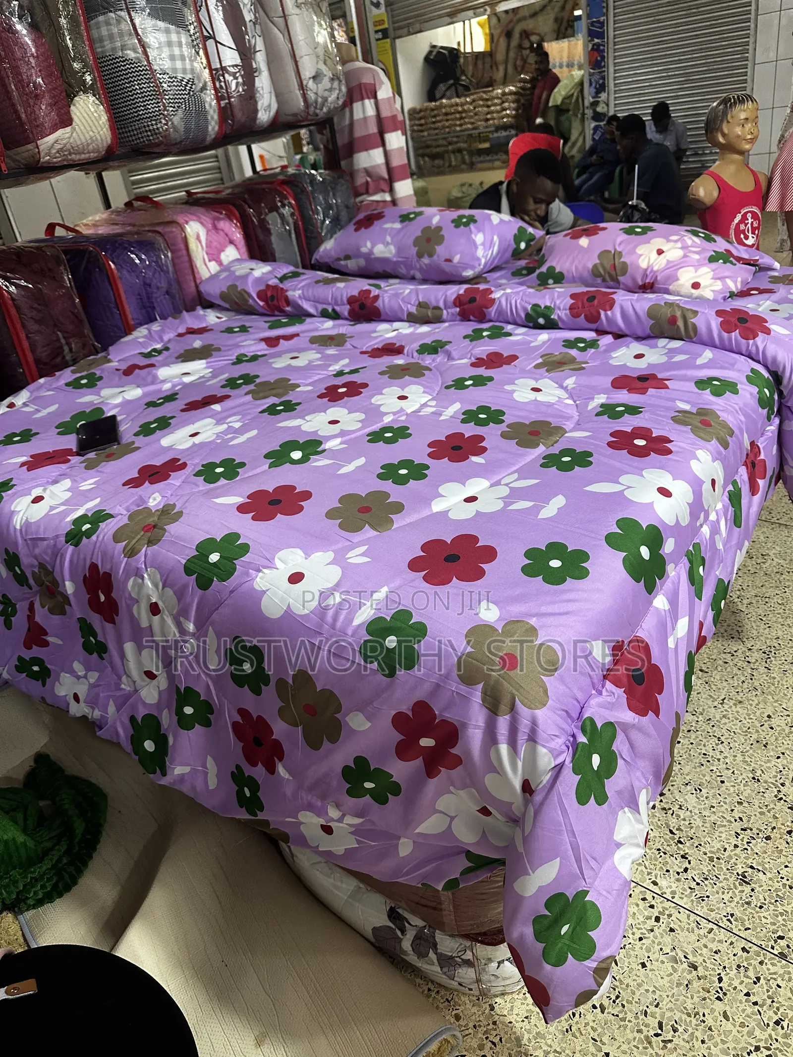 Purple Bedcover 2 Pillowcases, 1 Bedsheet and 1 Duvet Size (4x6, 5x6)