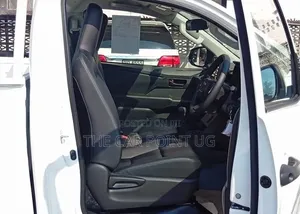 New Toyota Hilux 2025 White