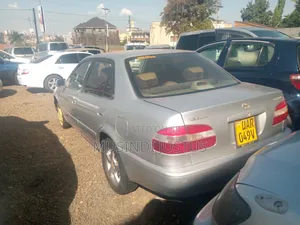 Toyota Corolla 2001 Silver