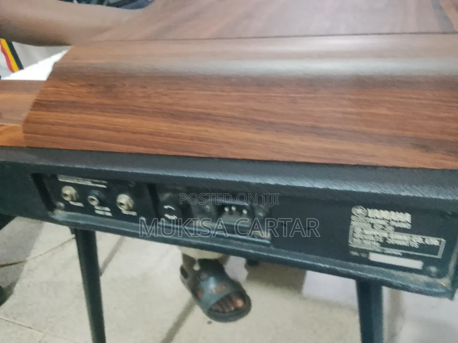 Yamaha Keyboard Wood