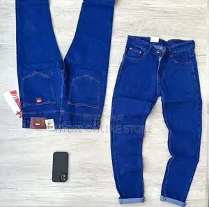 Plain Black Men’S Jean
