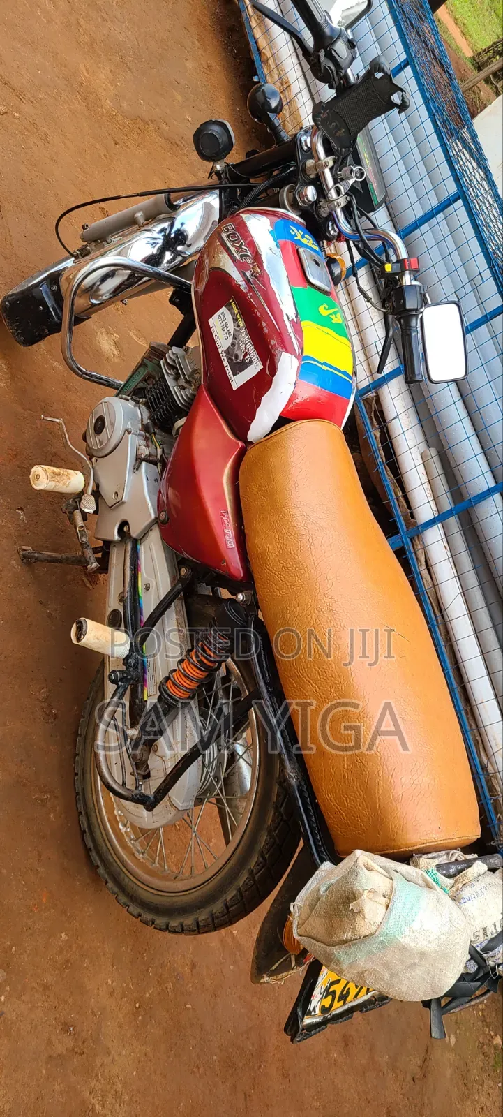 Bajaj Boxer 100 2012 Red