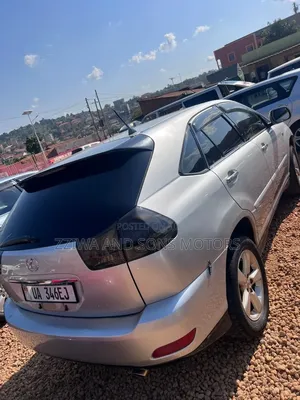 Toyota Harrier 2011 Silver