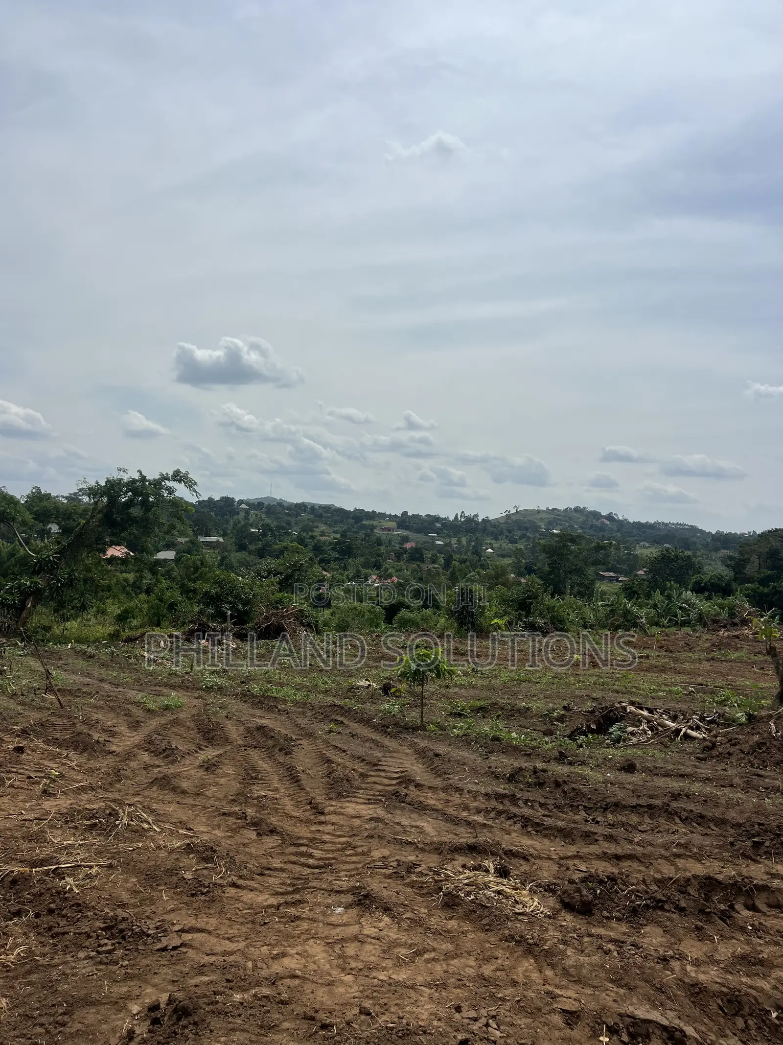 Land for Sale at Gobelo Hoima Road 10 Millions Plot With Land Title