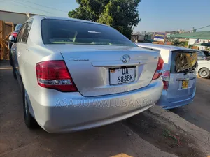 Toyota Axio 2017 Silver