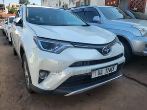 Toyota RAV4 2015 White