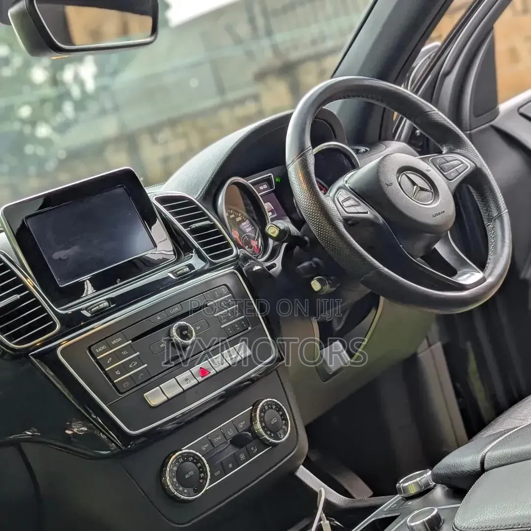 Mercedes-Benz GLE-Class 2016 Black
