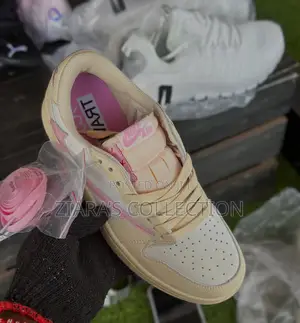 Sky Pink Nike Air Jordan 1 Low X Travis Scott Sneakers