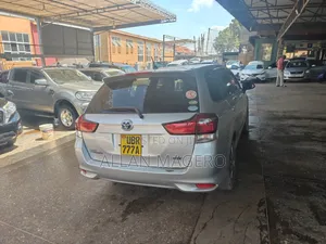 Toyota Corolla Fielder 2016 Silver