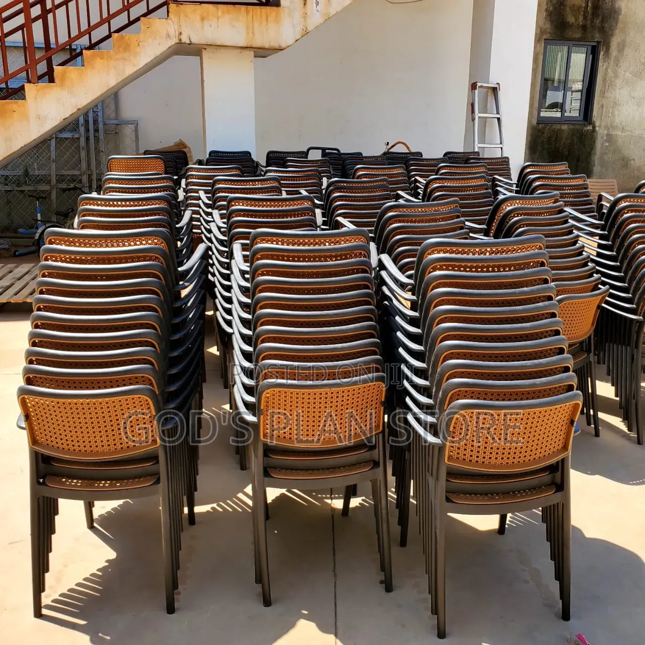 Elegant Mesh Plastic Chairs Plastic Chairs 1pc