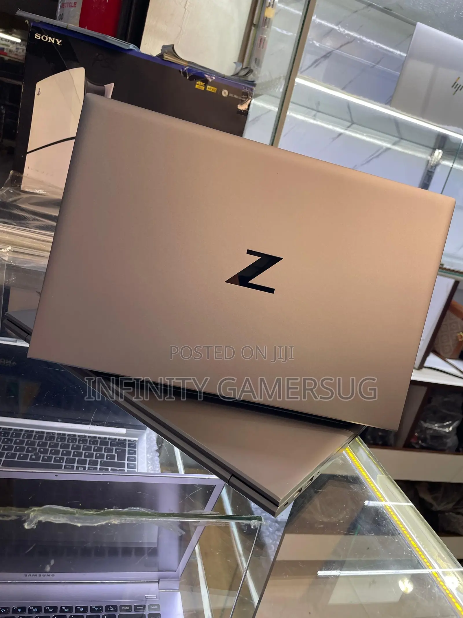 Laptop HP ZBook Firefly 14 G7 8GB Intel Core i5 SSD 256GB