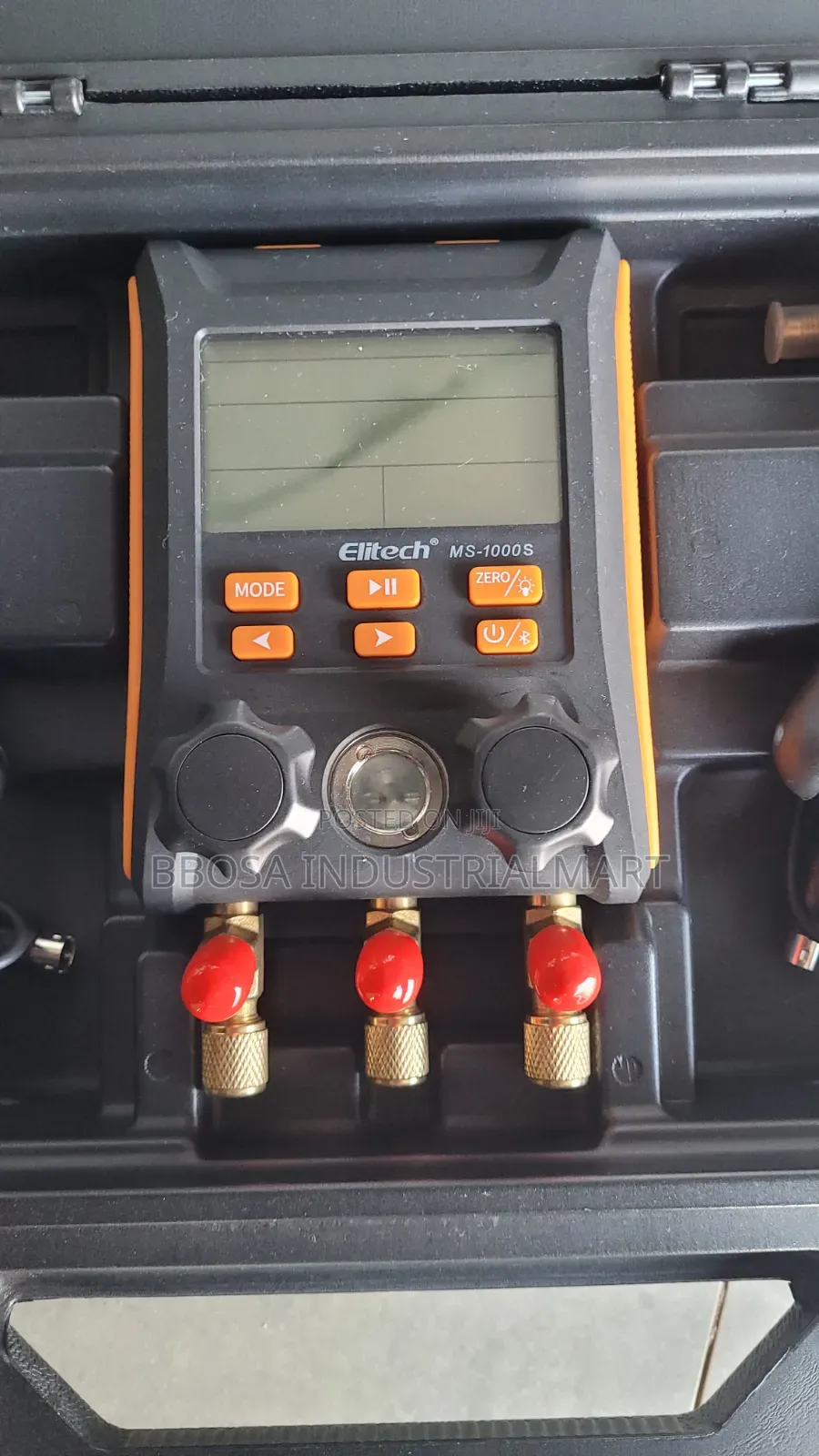 Digital Manfold Gauge Elitech