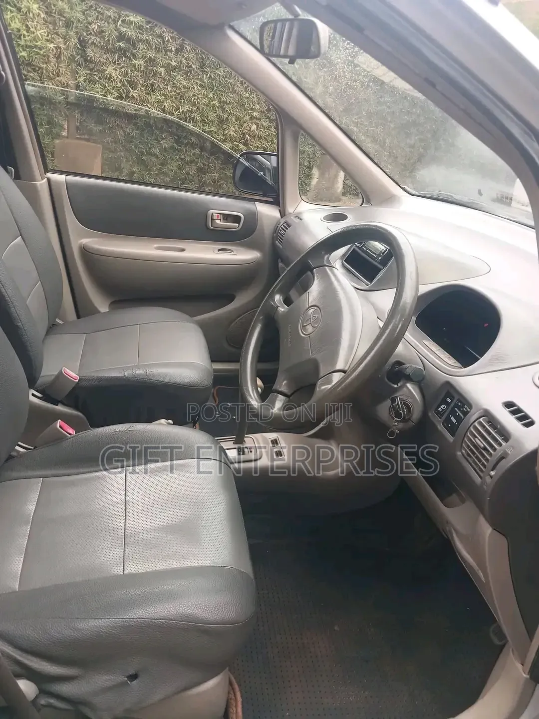 Toyota Corolla Spacio 2000 Silver