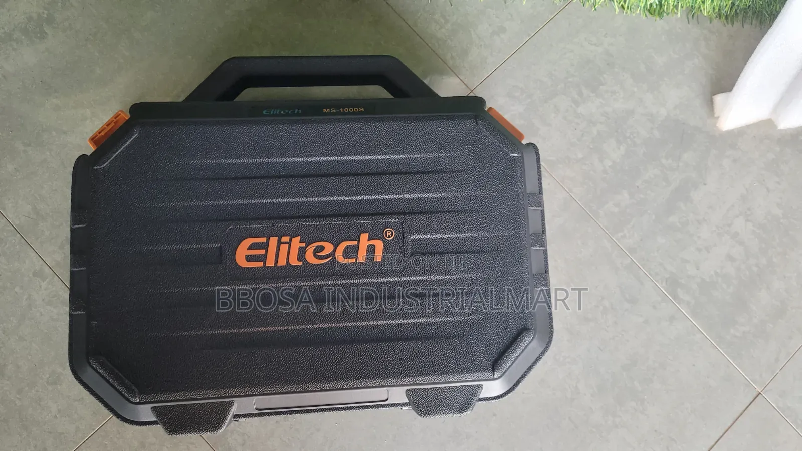 Digital Manfold Gauge Elitech