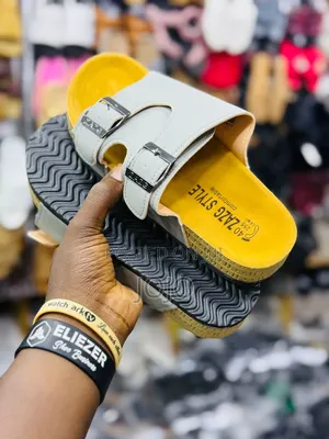 Mens Nice Looking Push in Sandal