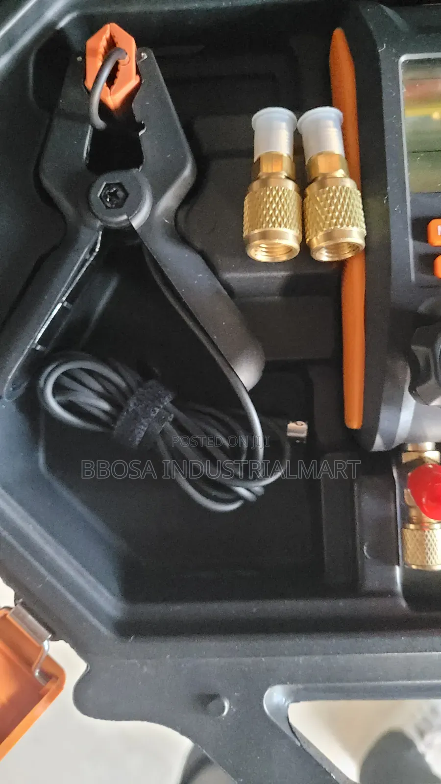 Digital Manfold Gauge Elitech