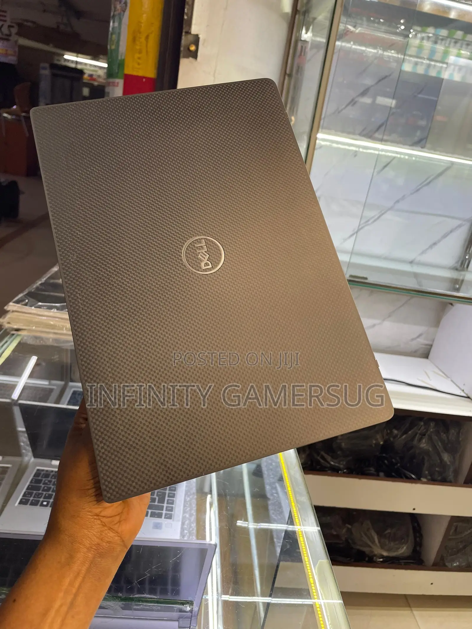 Laptop Dell Latitude 7300 8GB Intel Core i7 SSD 256GB