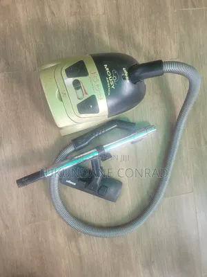 Vacuum Cleaner
