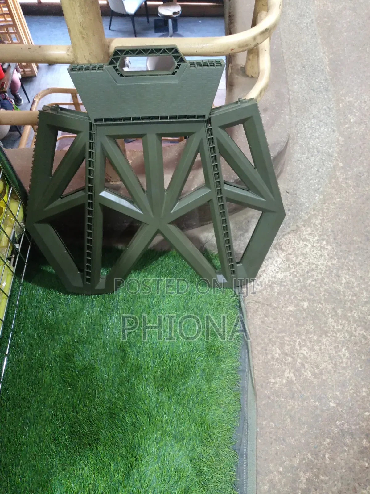 Adjustable Babygirl Stool