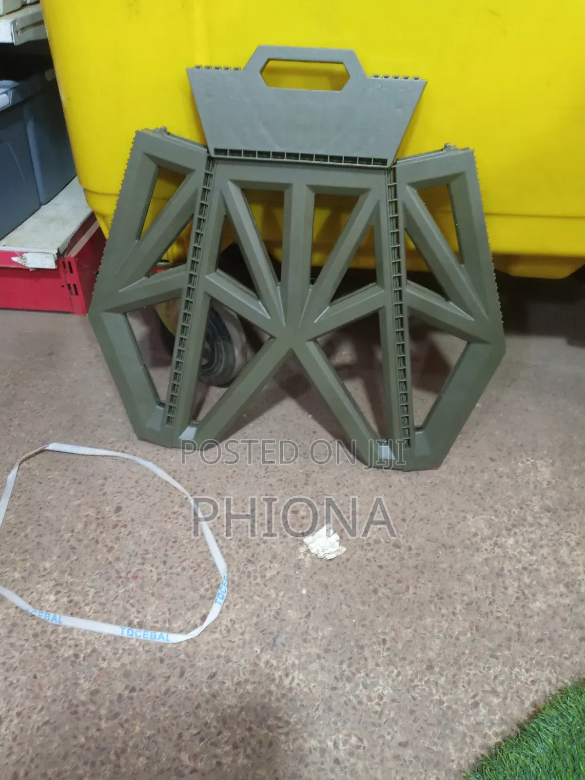 Adjustable Babygirl Stool