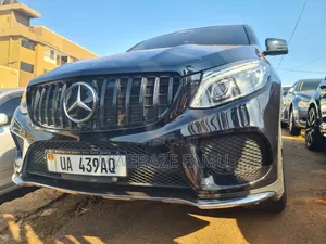 Mercedes-Benz GLE-Class 2017 Black