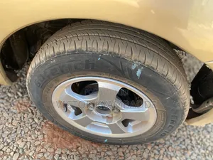 Toyota Allex 2005 Gold
