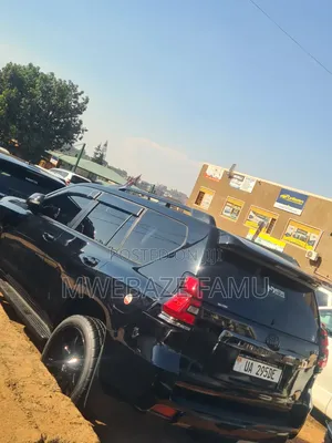Toyota Land Cruiser Prado 2018 Black